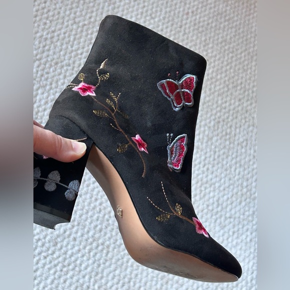 Nanette by Nanette Lepore “Lilly” Embroidered Booties – Size 7 Y2K style - Picture 4 of 12